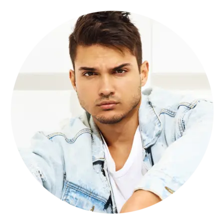 chicos latinos